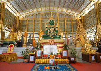 กราบพระแก้วมรกต วัดอุทัยธาราม วัดสวยกรุงเทพย่านบางกะปิ