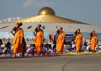 วัดพระธรรมกาย ขอชี้แจงไม่เกี่ยวข้องกับกลุ่มโยเรแต่อย่างใด