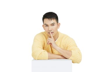 เกินต้าน! นัท มีเรีย โพสต์อวดสามี อั้ม-อธิชาติ หล่อใสแบบตะโกน!