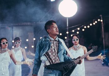 สิงโต นำโชค ตีแผ่ชีวิตวัยเด็กในเพลง “บุรีรัมย์” ยกกองไปสถานที่จริง ไม่ใช่ตัวแสดงแทน