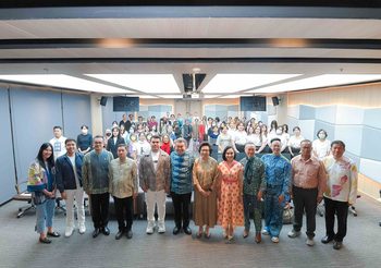 กระทรวงมหาดไทย ร่วมกับ มศว จัดการประชุมเชิงปฏิบัติการ โครงการสร้างการรับรู้ภูมิปัญญาการ ทอผ้าไทย ต่อยอดอัตลักษณ์ผ้าไทยให้ทันสมัยสู่สากล