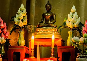 ขั้นตอน ทำความสะอาดหิ้งพระ พร้อมคำขอขมาพระรัตนตรัย