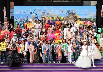 สาวงามและสาวทรานส์หลากเวที ร่วมสร้างปรากฏการณ์พลัง LGBTQ+ฉลองเดือนแห่ง Pride กับสยามพิวรรธน์สุดยิ่งใหญ่ ในแคมเปญ “The Celebration: Right to Love”
