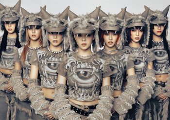 XG เผยซิงเกิลที่ 5 “WOKE UP” เวิลด์ทัวร์อย่างเป็นทางการครั้งแรก “XG 1st WORLD TOUR ‘The First HOWL’” เปิดฉากแล้วที่โอซาก้าเมื่อสัปดาห์ก่อน