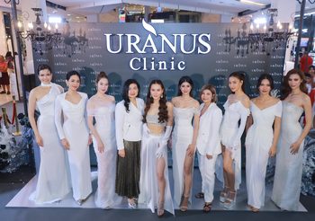 นางเอกตัวมัม “เจนี่” สะกดทุกสายตาประชาชนชาวขอนแก่น ในงาน “ Grand Opening 5th Years with New Presenter ” Uranus Clinic