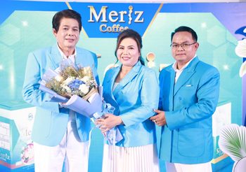 70 แล้วไง! อาปุ๊-มนตรี โชว์ฟิตพรีเซ็นเตอร์ เมอริชคอฟฟี่ แท็คทีม ปุ๊กลุ๊ก-จีน่า เผยทริคสาวเฮลท์ตี้สุดปัง