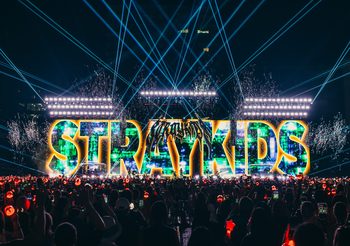 ‘Stray Kids World Tour ’ นอกด้อมชอบใจ ‘STAY ไทย’ ล้านฟิน เปล่งประกายเกินใคร ด้วยโชว์สุดวิ่ง สุดซิ่ง สมศักดิ์ศรีตัวจริงเรื่องเพอร์ฟอร์แมนซ์!