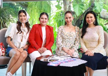 แอนนา-แนท สะดุ้ง! อ.ชัญญ่า เปิดไพ่ ปี 2568 แรง นายกฯ หญิง-การเมือง-เศรษฐกิจ-วงการบันเทิง ร้อนฉ่า!!