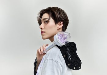 แกลมสมมงอีกแล้ว!! สำหรับ “PP KRIT OFFICIAL LIGHT STICK VER2” แท่งไฟเวอร์ชั่นใหม่ ที่มีเทคโนโลยีทันสมัย และพิเศษยิ่งกว่าเดิม แฟนๆ เตรียมเอฟด่วน ตั้งแต่ 8 ก.พ. นี้