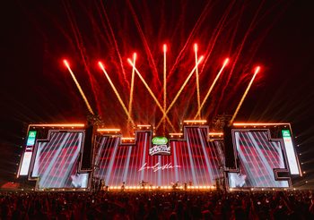 NANGLAY BEACH PARTY AND MUSIC FESTIVAL 4 สนุกสุดมันจนลืมเวลา!! 9 ศิลปิน…จัดเต็มสร้างประสบการณ์ปาร์ตี้ริมทะเลที่แซ่บและดีที่สุด