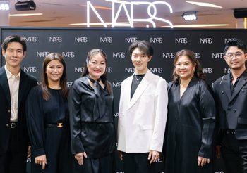 นุนิว ร่วมเปิดประสบการณ์ความงามบทใหม่กับ THE BEAUTY TRANSFORMED COLLECTION ที่งาน NARS THE HOT ESCAPE EVENT