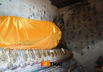 กราบพระนอนตะแคงซ้าย พลิกร้ายกลายดี วัดอินทารามวรวิหาร วัดสวยฝั่งธน