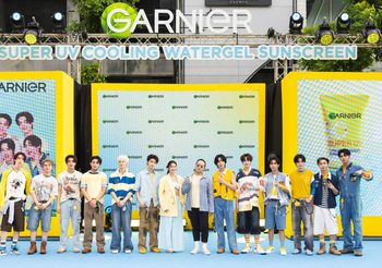 เก้า – BUS แชร์ไอเทมท้าแดด อวด Garnier Super UV Cooling Watergel Sunscreen ​กันแดดติดแอร์ตัวใหม่ ส่งความเย็นกลางสยาม