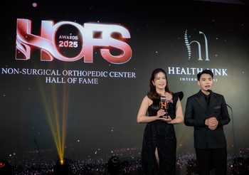 ปังไกลสู่ระดับสากล! Health Link International Clinic บินรับรางวัล ณ ประเทศสิงคโปร์ “HOFS AWARDS 2025”