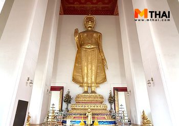 กราบ พระอัฏฐารส วัดสระเกศ พระผู้เปี่ยมไปด้วยพุทธคุณ 18 ประการ