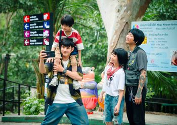 “แจ็ค แฟนฉัน” ก้าวไปอีกขั้น! นั่งแท่นผู้จัด “ฟู้ดทรัค ลัก(รัก)หมูเด้ง” เพื่อนซี้ “เอ็กซ์” ร่วมกำกับ ดึง “บอล-วิทยา” แท็กทีมโปรดิวเซอร์ร่วม