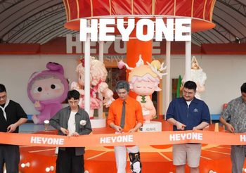 ไอคอนสยาม จับมือ HEYONE และ MORE THAN ARTS & TOYS เนรมิตดินแดนแสนสนุก “HEYDAY PLAYLAND” ยกทัพคาแรกเตอร์เปิด Pop-up Store ใหญ่ที่สุดริมแม่น้ำเจ้าพระยา พร้อมเซอร์ไพรส์พิเศษ