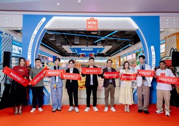 MINISO จัด Grand Opening สุดยิ่งใหญ่ที่ ICONSIAM! “จั๋ง-เน PERSES” ปล่อยเสน่ห์ทำใจฟู พร้อมเปิดตัว “Stitch GenZ Street Collection” สุดลิมิเต็ด เขย่าใจนักสะสม!