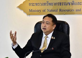 “รองนายกฯ สุชาติ” สั่งการกรมทะเล เดินหน้ามาตรการเข้ม รับมือพะยูนตายและการล่าเอาเขี้ยวพะยูน ย้ำ “ไม่ใช่แค่นับศพ แต่ต้องเปลี่ยนเป็นรักษาชีวิต”
