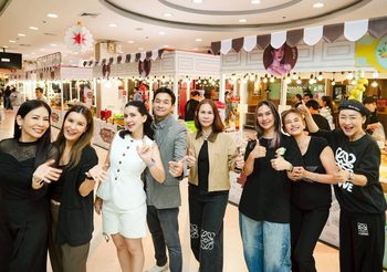 แห่ชิมเมนูเด็ด! ‘ดาราพาชิม มาร์เก็ต’ โลตัสสุขาภิบาล 1 ประสบความสำเร็จถล่มทลาย การันตีความแซ่บโดย ‘มาดามไหม M.A.I’