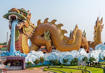 เที่ยวอุทยานมังกรสวรรค์ ขอพรศาลเจ้าพ่อหลักเมือง จ.สุพรรณบุรี