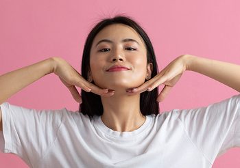 Ulthera แท้หรือปลอม? 5 วิธีตรวจสอบด้วยตัวเอง เพื่อผิวตึงกระชับอย่างมั่นใจและปลอดภัย