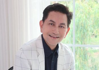 “ดุ๊ก ภาณุเดช” ตามรอย “โอ๋ ภัคจีรา” ศัลยกรรมยกหน้าก่อนแซยิด คนทักหน้าเด็กลง 10 ปี