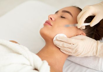 กลไกการทำงานของโปรแกรม Sculptra ตัวช่วยกู้ผิวหย่อนคล้อย กระตุ้นคอลลาเจน