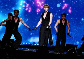 “Very Thai Music Festival 2026” โดยเรดบูล แท็กทีม “แบมแบม – 4EVE – กอล์ฟ F.HERO – NexT1DE – น้องหมีเนย” พาความเป็นไทยสนุกไกลถึงจีน