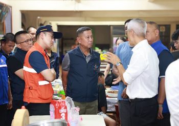 กลาโหมบูรณาการทุกเหล่าทัพ — รวมพลังช่วยประชาชนฝ่าวิกฤตอุทกภัยทั่วกรุงเทพฯ
