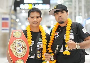 เพชรโกศล กลับถึงไทยพร้อมเข็มขัด IBF หลังป้องกันแชมป์สำเร็จ ขอบคุณทุกกำลังใจจากคนไทย
