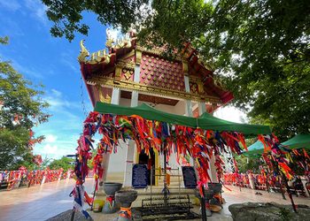 วัดเขาตะแบก UNSEEN จังหวัดชลบุรีที่สายมูห้ามพลาด!
