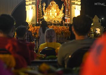 บทสวดอารตี บูชาไฟ พระพิฆเนศ สรรเสริญบูชาองค์คเณศวร (ฉบับเต็ม)