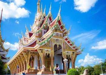 วัดป่าแสงอรุณ งดงามสิมอีสาน วัดป่า ขอนแก่นที่ต้องห้ามพลาด!