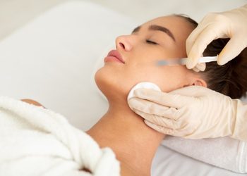 กลไกการทำงานของโปรแกรม Sculptra ตัวช่วยกู้ผิวหย่อนคล้อย กระตุ้นคอลลาเจน