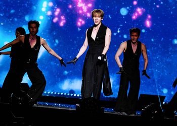 “Very Thai Music Festival 2026” โดยเรดบูล แท็กทีม “แบมแบม – 4EVE – กอล์ฟ F.HERO – NexT1DE – น้องหมีเนย” พาความเป็นไทยสนุกไกลถึงจีน