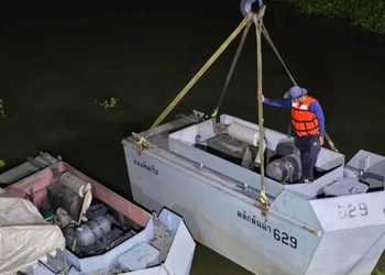 กองทัพเรือระดมเรือผลักดันน้ำ เร่งระบาย–บรรเทาความเดือดร้อนประชาชนกรุงเทพฯ
