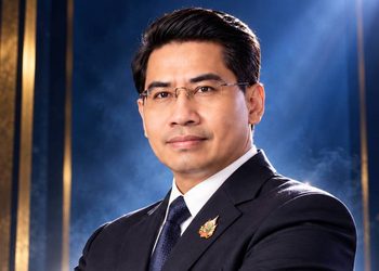 “ดร.ณัฐวุฒิ” แห่ง AURELIAN GROUP ทุ่ม 7,000 ล้าน ลงทุนธุรกิจอุตสาหกรรมเกษตรแปรรูป แผนขยายธุรกิจปี 70 โทรศัพท์มือถือ NEXORA-ไก่ทอด CHIKORA-กาแฟ AUREVO-ชาเขียว น้ำแร่ธรรมชาติแบรนด์ MIZU-ธุรกิจสื่อ ทีวี PRIME