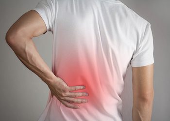 Epidural Steroid Injection คืออะไร? ทางเลือกลดปวดหลังร้าวลงขา