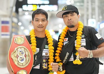 เพชรโกศล กลับถึงไทยพร้อมเข็มขัด IBF หลังป้องกันแชมป์สำเร็จ ขอบคุณทุกกำลังใจจากคนไทย