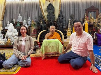 นายกสายมู อนุทิน เจิมมือ วัดราชบูรณะ กราบพระพุทธชินราชก่อนเดินทางราชการสำคัญ
