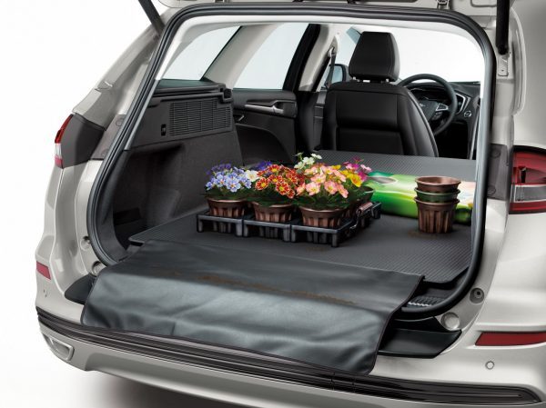 Ford Mondeo Wagon Hybrid 2020 
