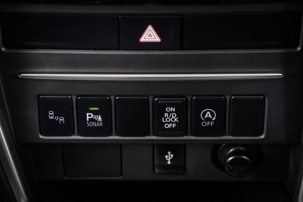  Mitsubishi Triton