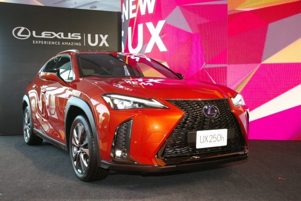 Lexus UX