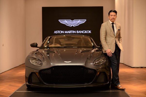 DBS Superleggera
