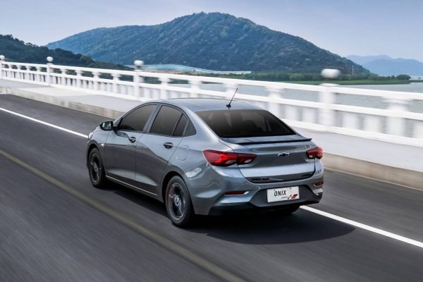 Chevrolet Onix Redline