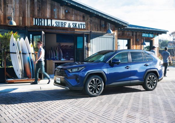 RAV4