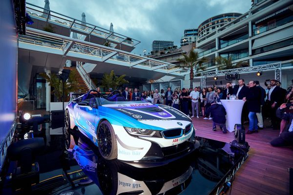 i8 Roadster