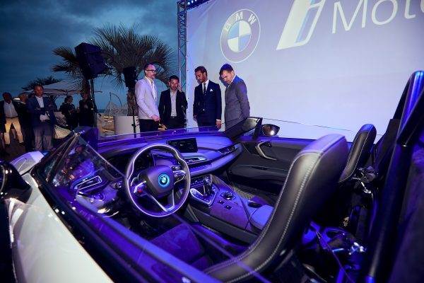 i8 Roadster