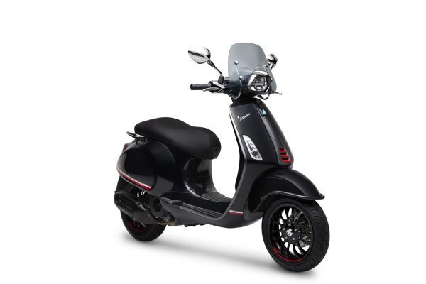 Vespa Sprint i-Get ABS Carbon Edition